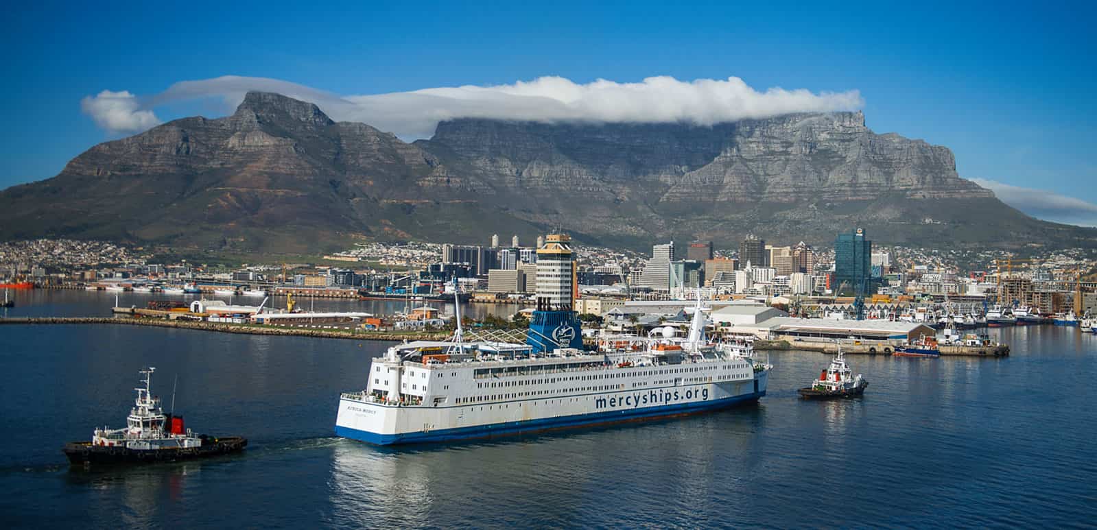 The Africa Mercy arrives to port